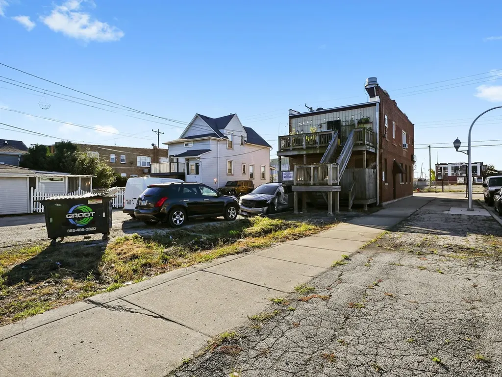 5758 West 65th Street Chicago IL 60638