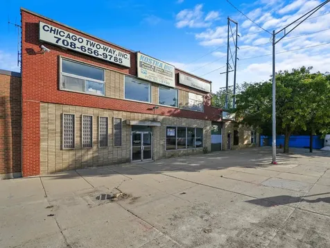 4606 West Cermak Road Cicero IL 60804