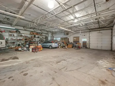 4606 West Cermak Road Cicero IL 60804