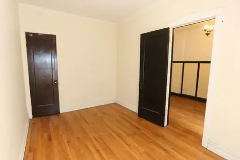 1923 West Winnemac Avenue Chicago IL 60640
