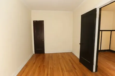 1923 West Winnemac Avenue Chicago IL 60640