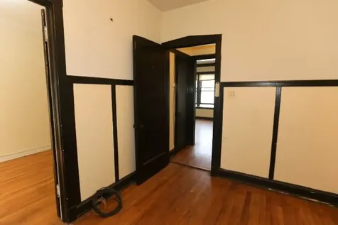 1923 West Winnemac Avenue Chicago IL 60640