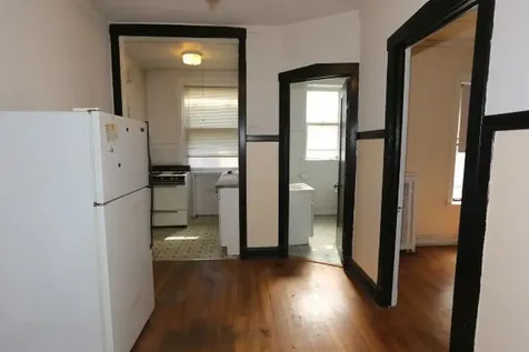 1923 West Winnemac Avenue Chicago IL 60640