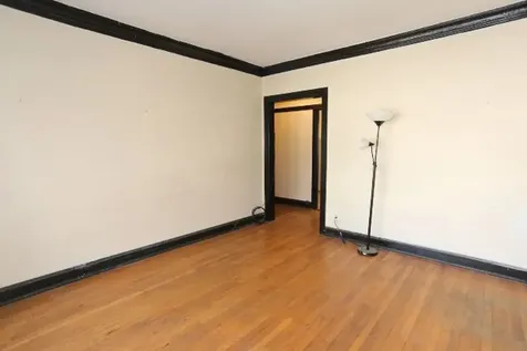 1923 West Winnemac Avenue Chicago IL 60640