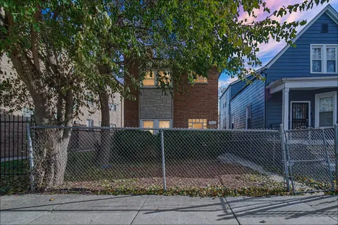 7915 South Dobson Avenue Chicago IL 60619