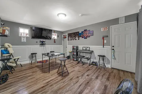 7915 South Dobson Avenue Chicago IL 60619