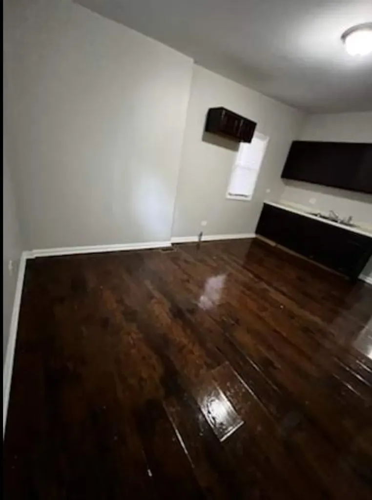 6415 South Eberhart Avenue Chicago IL 60637