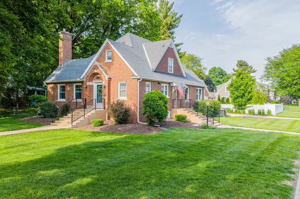 1025 South Euclid Avenue Princeton IL 61356