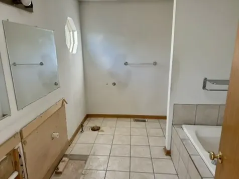 15826 Central Park Avenue Markham IL 60428