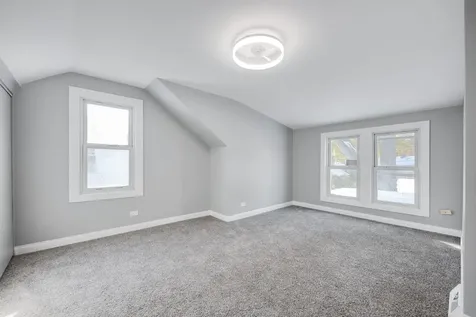 18504 Wentworth Avenue Lansing IL 60438