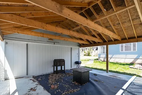 18504 Wentworth Avenue Lansing IL 60438