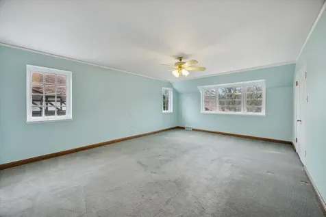 220 Maplewood Road Riverside IL 60546