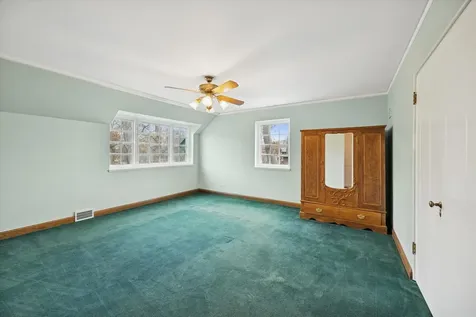 220 Maplewood Road Riverside IL 60546