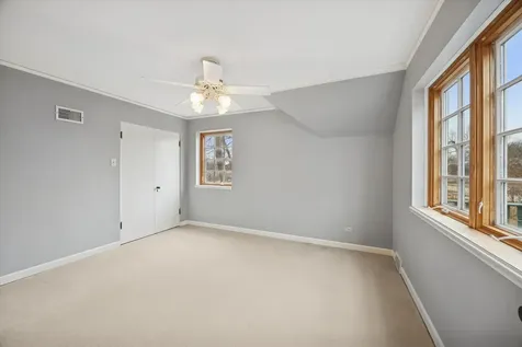 220 Maplewood Road Riverside IL 60546