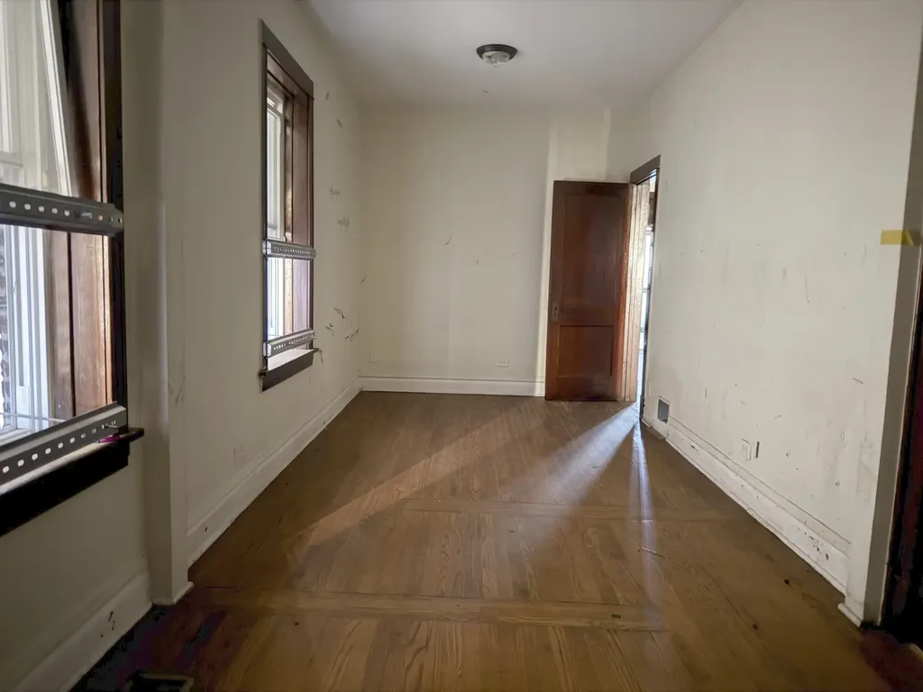 741 North Trumbull Avenue Chicago IL 60624