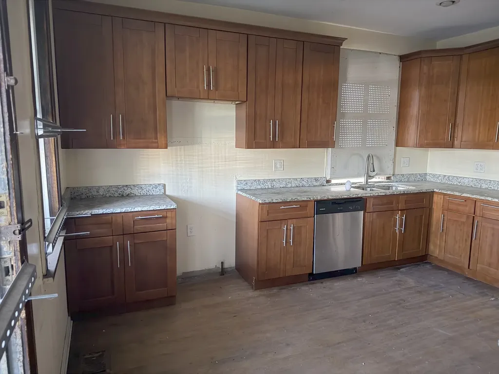741 North Trumbull Avenue Chicago IL 60624