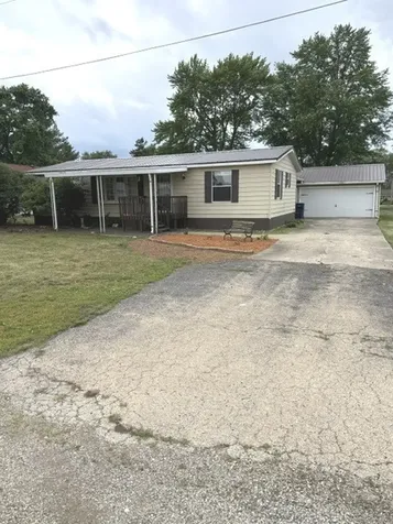 136 North Washington Street Sheffield IL 61361