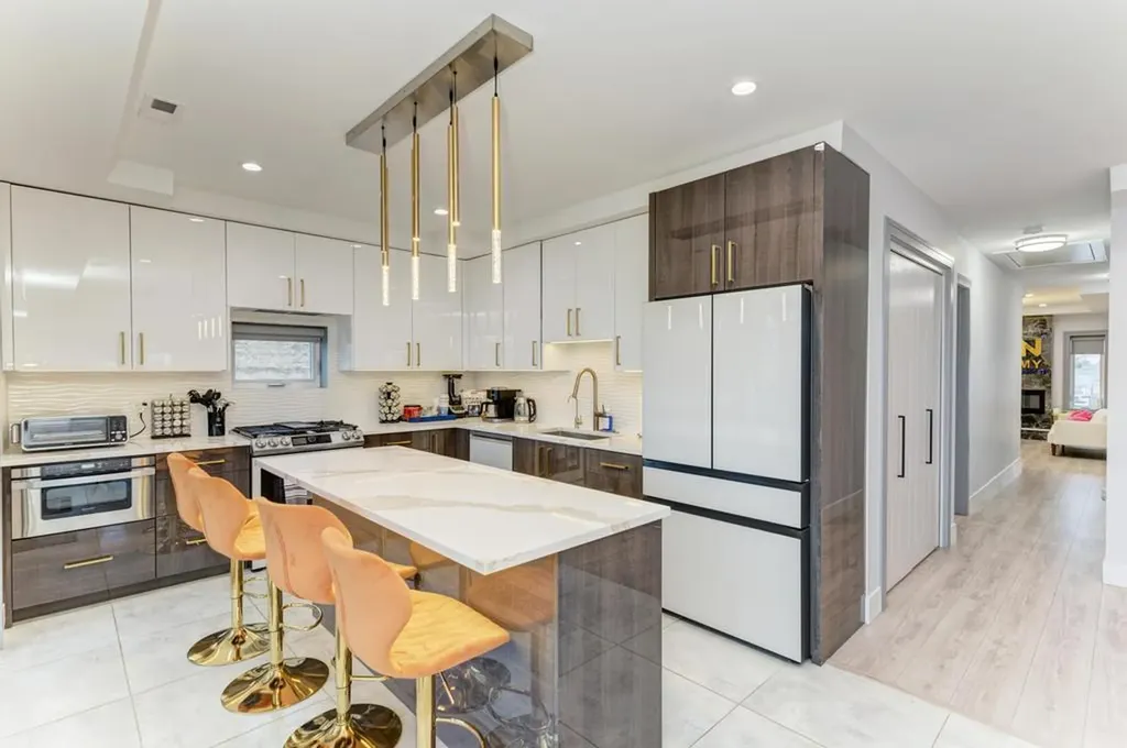 6845 West Addison Street Chicago IL 60634