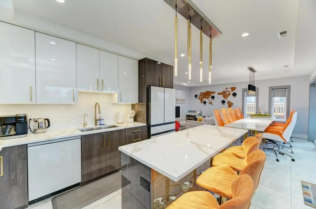 6845 West Addison Street Chicago IL 60634