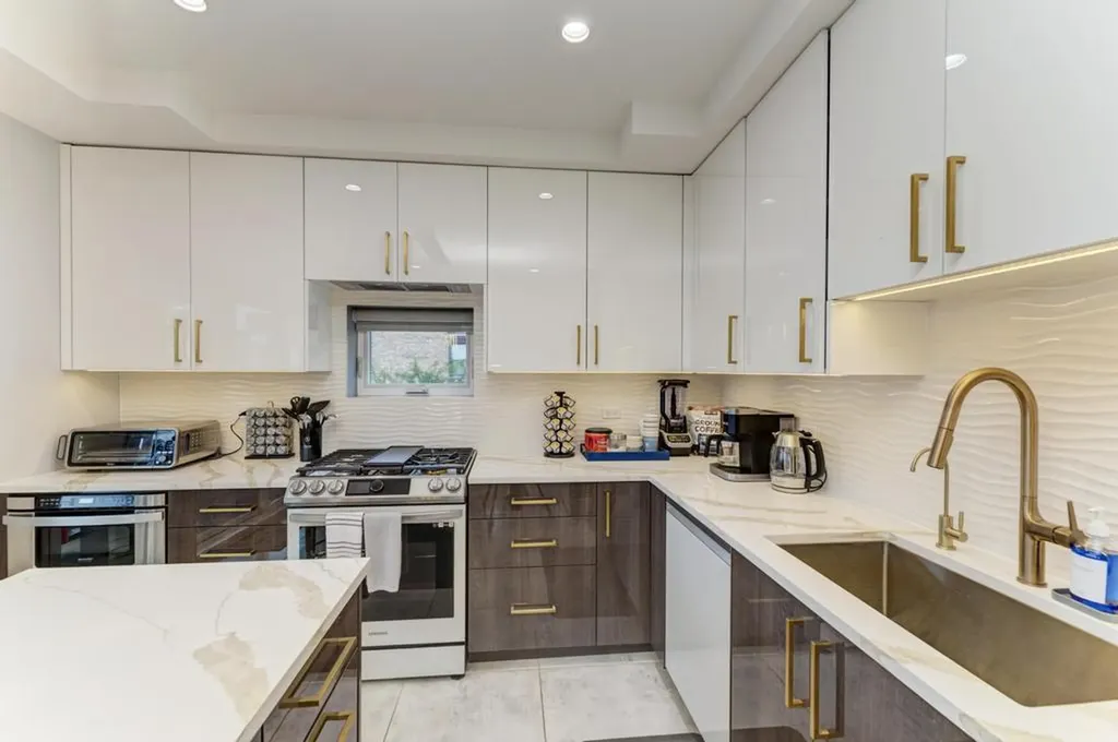6845 West Addison Street Chicago IL 60634
