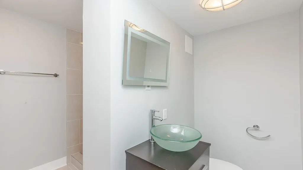 1159 West 112th Street Chicago IL 60643