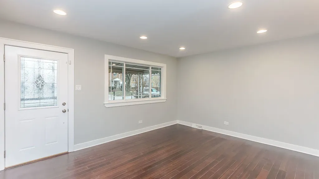 1159 West 112th Street Chicago IL 60643