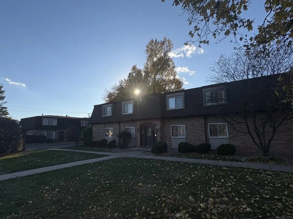 1119 South Curtis Avenue Kankakee IL 60901