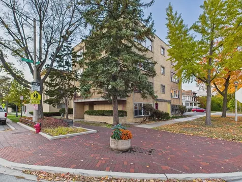 300 Chicago Avenue Oak Park IL 60302