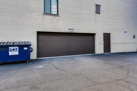 5840 West 104th Street Oak Lawn IL 60453