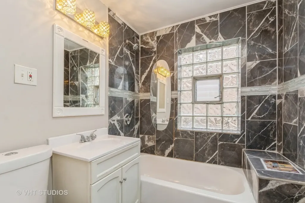6927 South Hermitage Avenue Chicago IL 60636