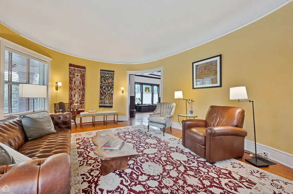 4801 South Kimbark Avenue Chicago IL 60615