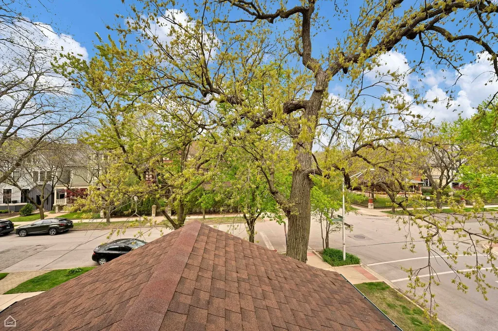 4801 South Kimbark Avenue Chicago IL 60615