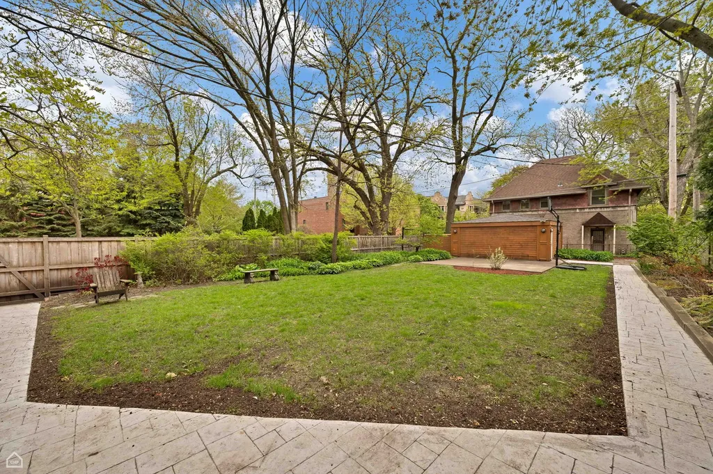 4801 South Kimbark Avenue Chicago IL 60615