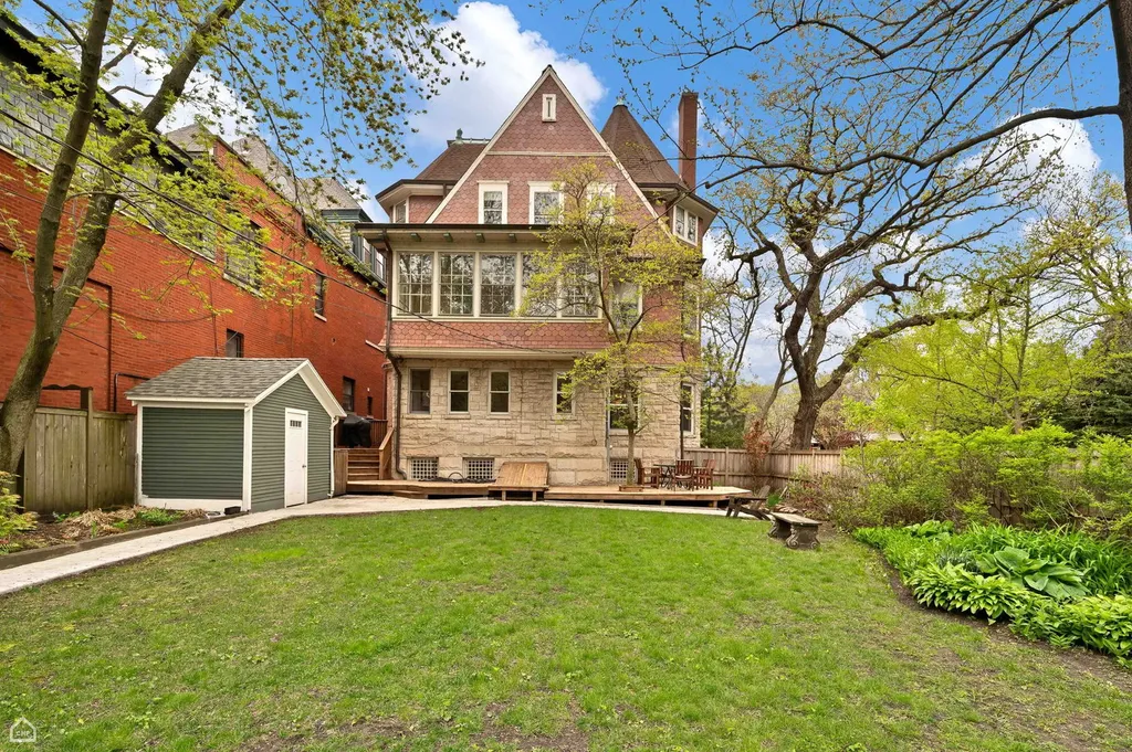 4801 South Kimbark Avenue Chicago IL 60615