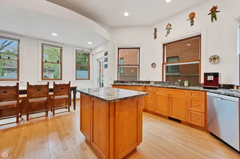 4801 South Kimbark Avenue Chicago IL 60615