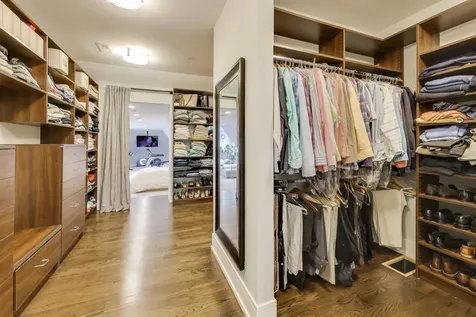 579 Greenwood Road Northbrook IL 60062