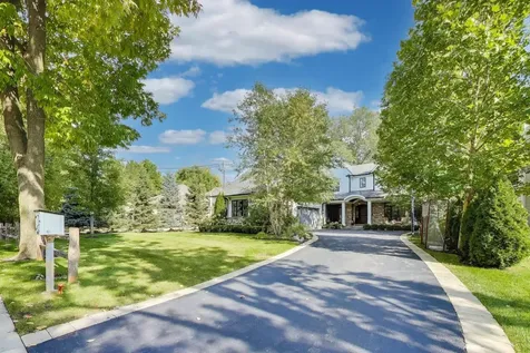 579 Greenwood Road Northbrook IL 60062