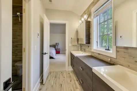 579 Greenwood Road Northbrook IL 60062