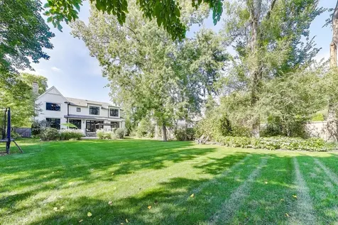 579 Greenwood Road Northbrook IL 60062