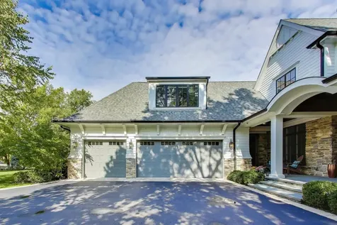 579 Greenwood Road Northbrook IL 60062
