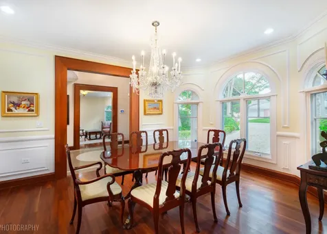 1009 Kings Lane Glenview IL 60025