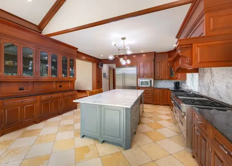 1009 Kings Lane Glenview IL 60025