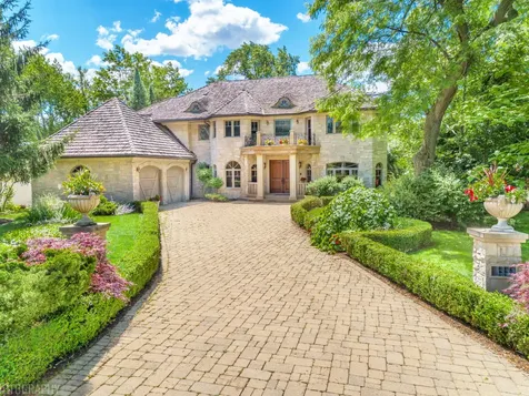 1009 Kings Lane Glenview IL 60025