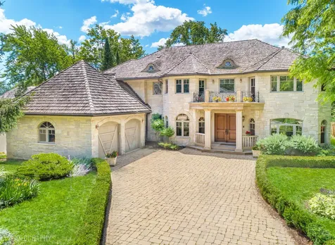 1009 Kings Lane Glenview IL 60025