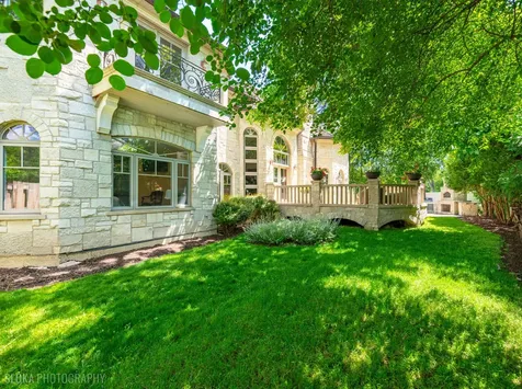 1009 Kings Lane Glenview IL 60025
