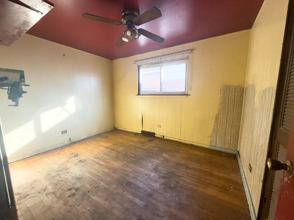 7331 South Carpenter Street Chicago IL 60621