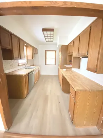14210 South Wabash Avenue Riverdale IL 60827