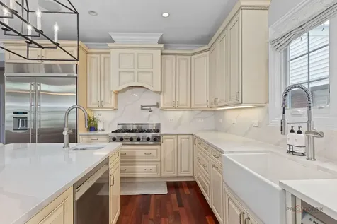 1341 Brophy Avenue Park Ridge IL 60068