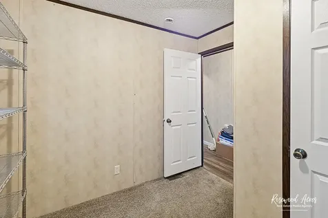 34 Vee Drive Manteno IL 60950