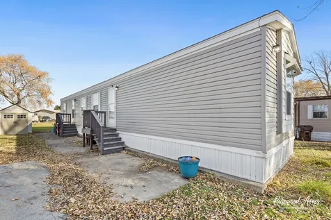 34 Vee Drive Manteno IL 60950